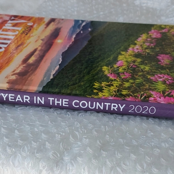 Book: A Year in the Country 2020 - Picture 13 of 14
